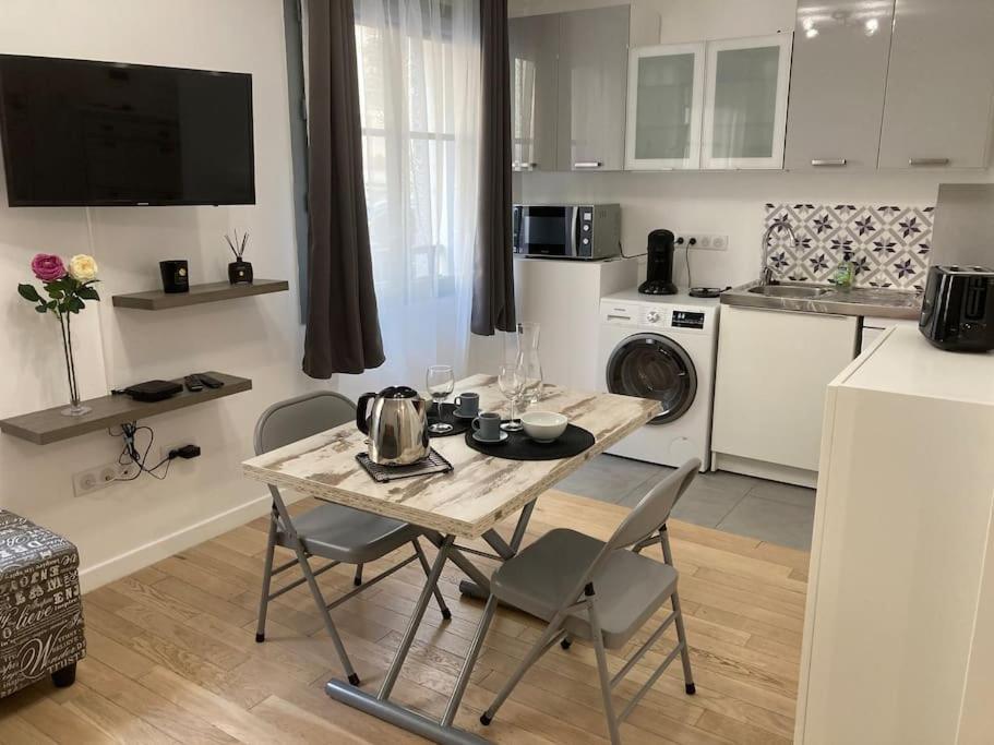 Charmant Studio A Apartamento *